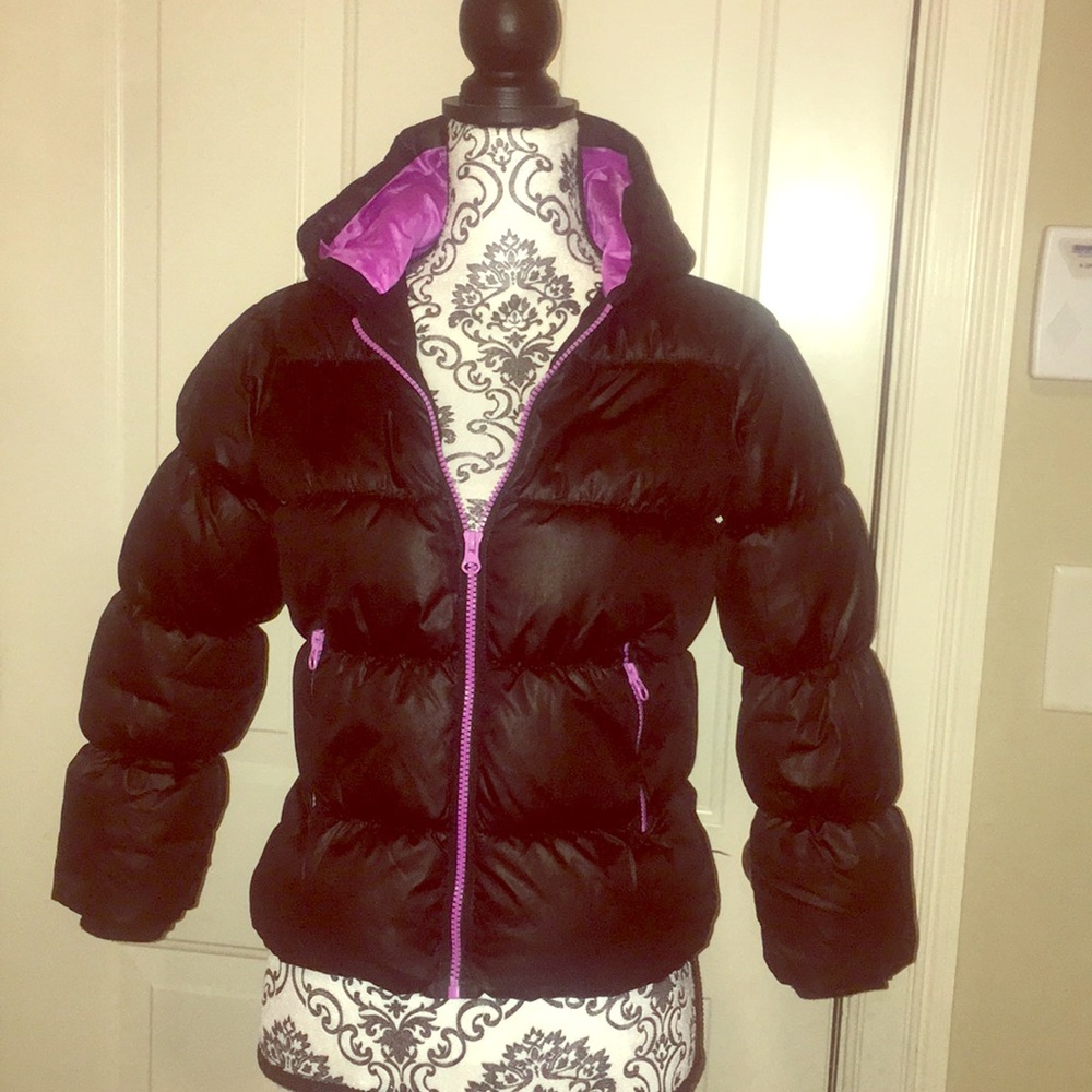 Girls puffer jacket - black with purple lining - M